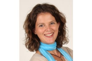 Portraitfoto <a href='https://www.management-kommunikation.de/pages/team/bodtke-myriam.php'>Myriam Bodtke</a> (Größe der HiRes-Datei ca. 663 KB)