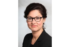 Portraitfoto <a href='https://www.management-kommunikation.de/pages/team/deininger-natalie.php'>Natalie Deininger</a>  (Größe der HiRes-Datei ca. 1,6 MB)