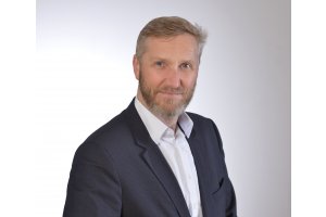 Portraitfoto <a href='https://www.management-kommunikation.de/pages/team/hanfeld-ulrich.php'>Ulrich Hanfeld M.A.</a> (Größe der HiRes-Datei ca. 3,6 MB)