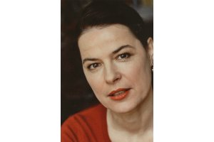 Portraitfoto <a href='https://www.management-kommunikation.de/pages/team/morlinghaus-viola.php'>Viola Morlinghaus</a> (Größe der HiRes-Datei ca. 1,3 MB)