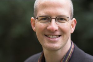 Portraitfoto <a href='https://www.management-kommunikation.de/pages/team/weber-yorck.php'>Yorck C. Weber</a> (Größe der HiRes-Datei ca. 72 KB)